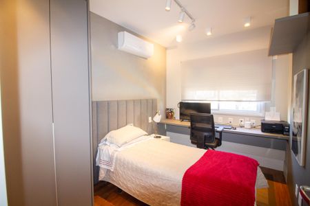 Apartamento para alugar com 213m², 3 quartos e 3 vagasSuíte 2
