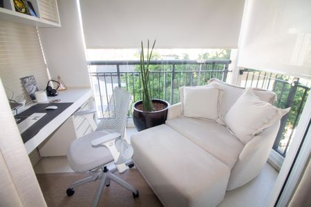 Apartamento para alugar com 213m², 3 quartos e 3 vagasSuíte 3 - Varanda