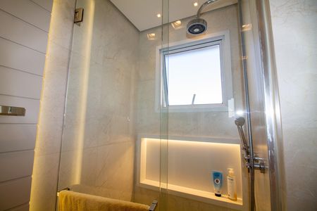 Apartamento para alugar com 213m², 3 quartos e 3 vagasBanheiro da Suíte 3 - Senhor