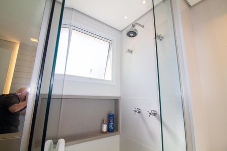 Apartamento para alugar com 213m², 3 quartos e 3 vagasBanheiro da Suíte 1