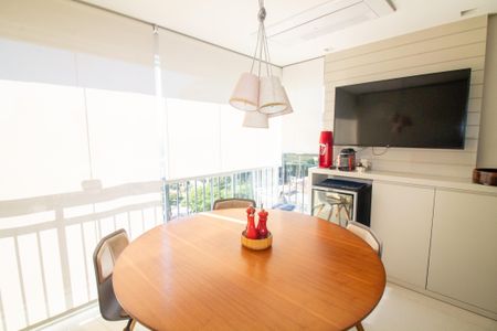 Apartamento para alugar com 213m², 3 quartos e 3 vagasCopa