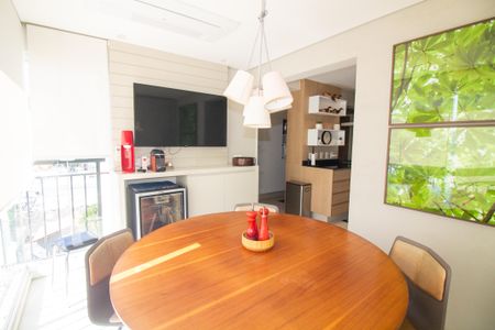 Apartamento para alugar com 213m², 3 quartos e 3 vagasCopa