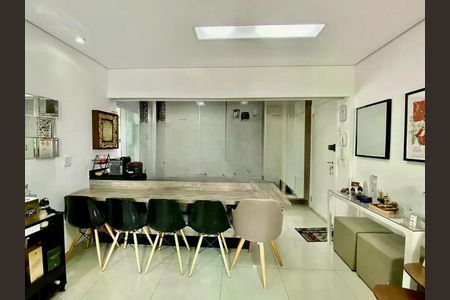 Apartamento à venda com 77m², 3 quartos e 2 vagas