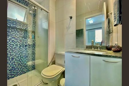Apartamento à venda com 77m², 3 quartos e 2 vagas