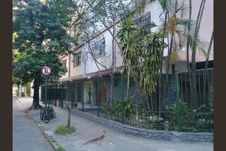 Apartamento à venda com 130m², 3 quartos e 2 vagas