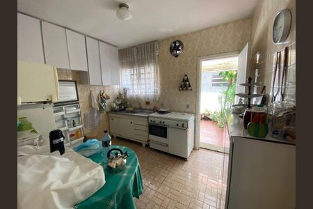 Casa à venda com 90m², 2 quartos e 1 vaga