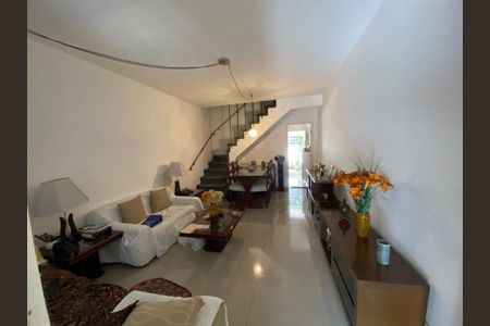 Casa à venda com 2 quartos, 90m² em Ferreira, São Paulo