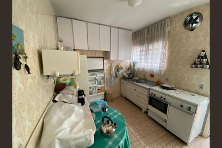 Casa à venda com 90m², 2 quartos e 1 vaga