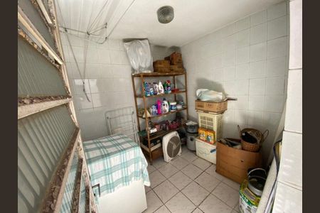 Casa à venda com 90m², 2 quartos e 1 vaga