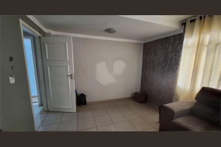 Casa à venda com 3 quartos, 150m² em Rio Pequeno, São Paulo
