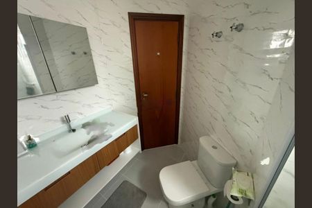 Apartamento à venda com 132m², 3 quartos e 4 vagas