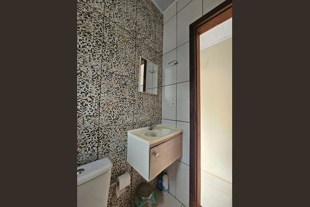 Casa para alugar com 60m², 2 quartos e sem vaga