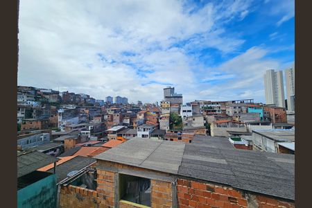 Casa para alugar com 60m², 2 quartos e sem vaga