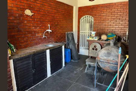 Casa de condomínio à venda com 273m², 3 quartos e 2 vagas