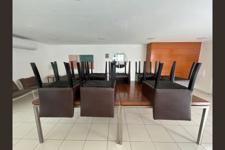 Apartamento para alugar com 55m², 2 quartos e 1 vagaÁrea comum - Salão de festas