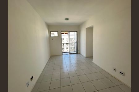 Apartamento para alugar com 55m², 2 quartos e 1 vagaSala