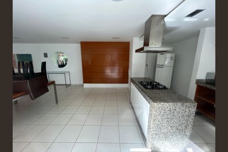 Apartamento para alugar com 55m², 2 quartos e 1 vagaÁrea comum - Salão de festas