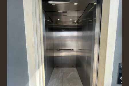 Apartamento à venda com 2 quartos, 45m² em Vila Bertioga, São Paulo