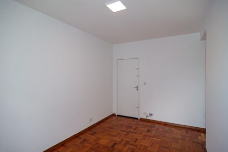 Studio à venda com 69m², 2 quartos e sem vaga Studio à venda com 69m², 2 quartos e sem vagaSala