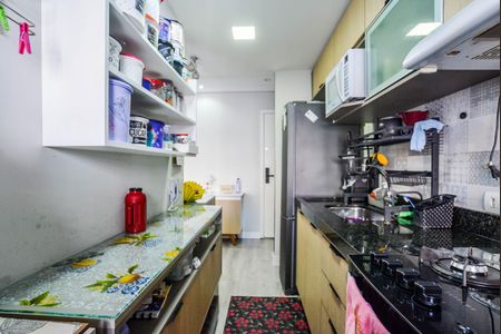 Apartamento à venda com 64m², 2 quartos e 1 vaga Apartamento à venda com 64m², 2 quartos e 1 vagaCozinha e Área de Serviço