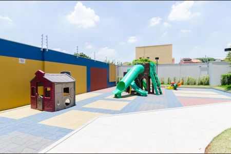 Apartamento à venda com 64m², 2 quartos e 1 vaga Apartamento à venda com 64m², 2 quartos e 1 vagaÁrea comum - Playground