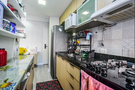 Apartamento à venda com 64m², 2 quartos e 1 vaga Apartamento à venda com 64m², 2 quartos e 1 vagaCozinha e Área de Serviço