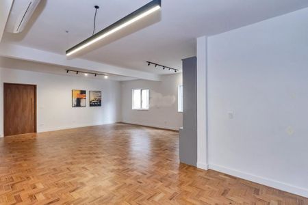 Apartamento à venda com 3 quartos, 162m² em Cerqueira César, São Paulo