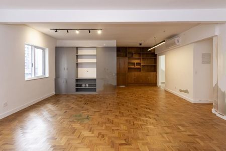 Apartamento à venda com 162m², 3 quartos e 1 vaga