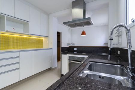 Apartamento à venda com 162m², 3 quartos e 1 vaga