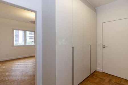 Apartamento à venda com 162m², 3 quartos e 1 vaga