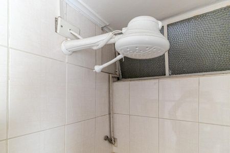 Banheiro de kitnet/studio para alugar com 1 quarto, 30m² em Vila Buarque, São Paulo