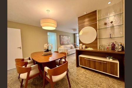 Apartamento à venda com 2 quartos, 90m² em Icaraí, Niterói