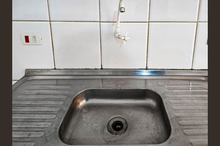 Apartamento para alugar com 76m², 2 quartos e sem vagaCozinha 