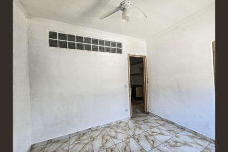 Apartamento para alugar com 76m², 2 quartos e sem vagaQuarto 