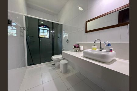 Casa à venda com 5 quartos, 181m² em Itaipu, Niterói