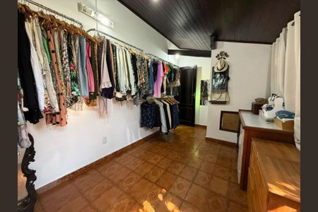Casa à venda com 5 quartos, 181m² em Itaipu, Niterói