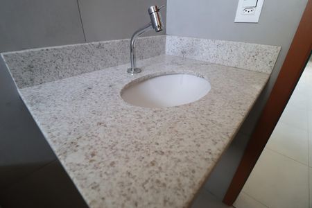 Apartamento para alugar com 92m², 3 quartos e 2 vagasBanheiro Social