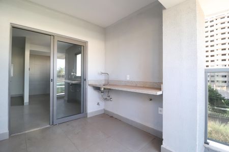 Apartamento para alugar com 92m², 3 quartos e 2 vagasVaranda