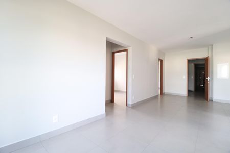 Sala de apartamento para alugar com 3 quartos, 92m² em Patrimônio, Uberlândia