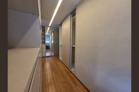 Apartamento para alugar com 128m², 2 quartos e 3 vagas
