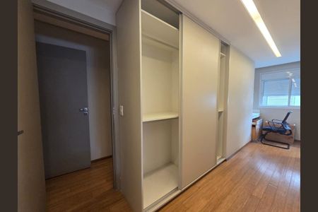 Apartamento para alugar com 128m², 2 quartos e 3 vagas