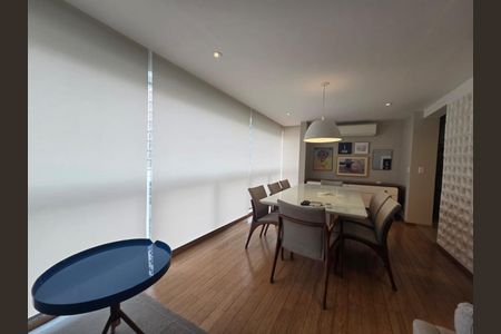 Apartamento para alugar com 128m², 2 quartos e 3 vagas