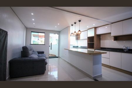 Casa para alugar com 1 quarto, 70m² em Cidade Satelite Santa Barbara, São Paulo