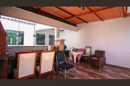 Casa para alugar com 70m², 1 quarto e 1 vaga