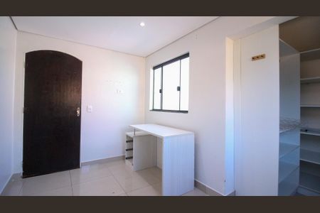 Casa para alugar com 70m², 1 quarto e 1 vaga