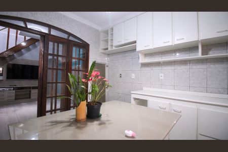 Casa para alugar com 120m², 2 quartos e 1 vaga