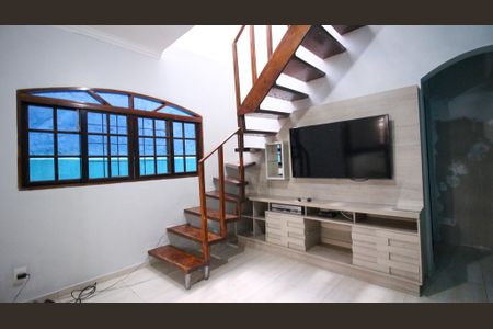 Casa para alugar com 2 quartos, 120m² em Cidade Satelite Santa Barbara, São Paulo
