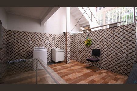 Casa para alugar com 120m², 2 quartos e 1 vaga