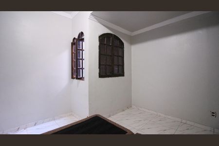 Casa para alugar com 2 quartos, 120m² em Cidade Satelite Santa Barbara, São Paulo