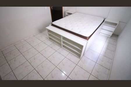 Casa para alugar com 120m², 2 quartos e 1 vaga